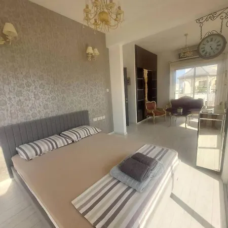 1 Bedroom Lux * لارنكا